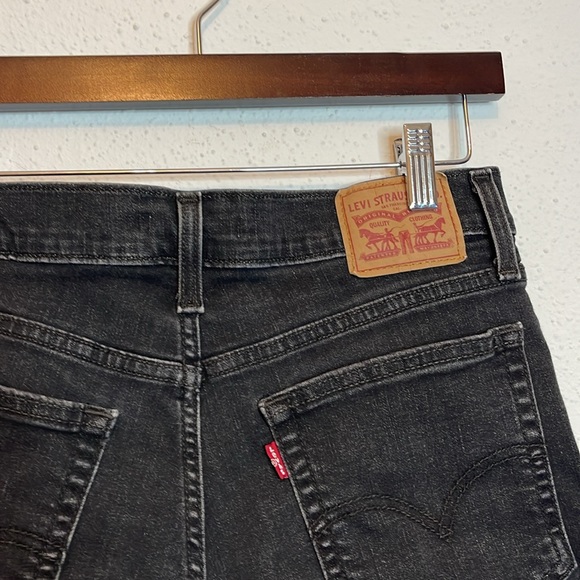 Levis Black Jean High Rise Shorts Size 30 - Picture 2 of 7